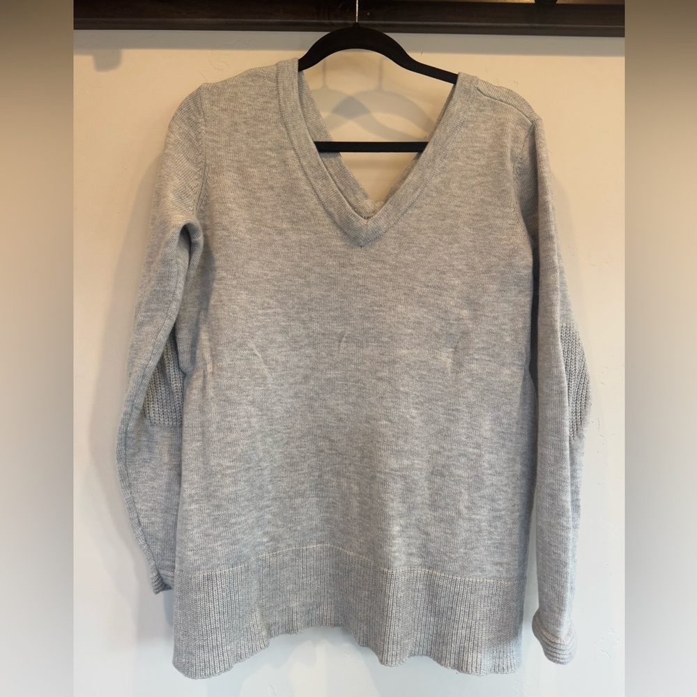 41 Hawthorne Sweater